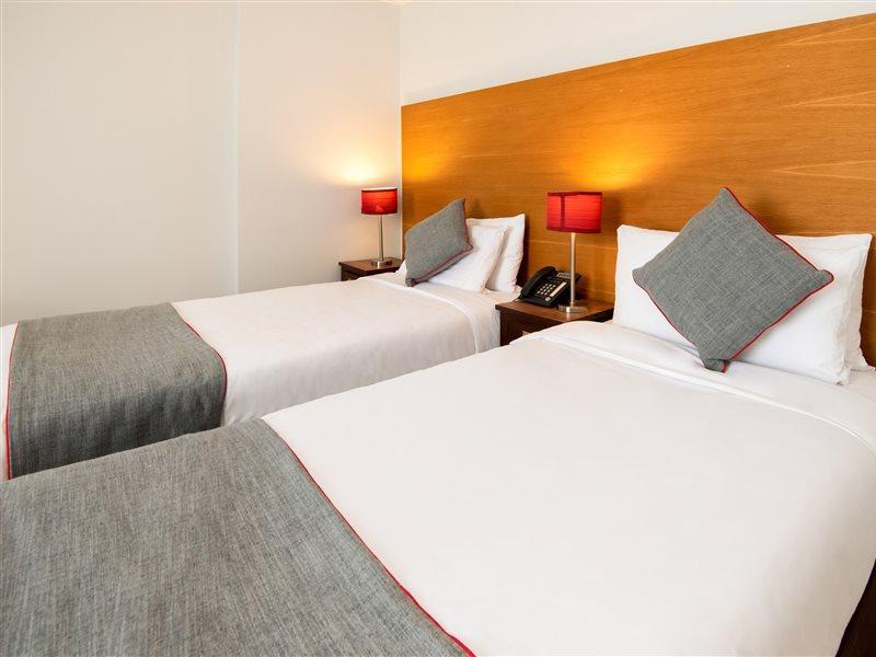Oyo The Regency, Clifton Bristol Hotel Buitenkant foto