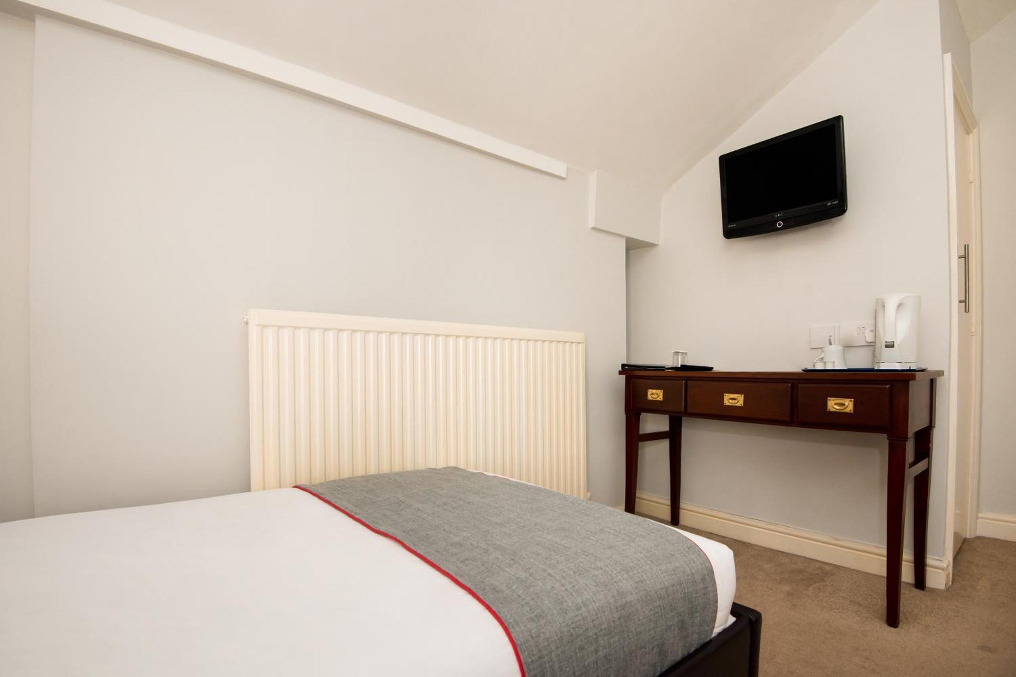 Oyo The Regency, Clifton Bristol Hotel Buitenkant foto